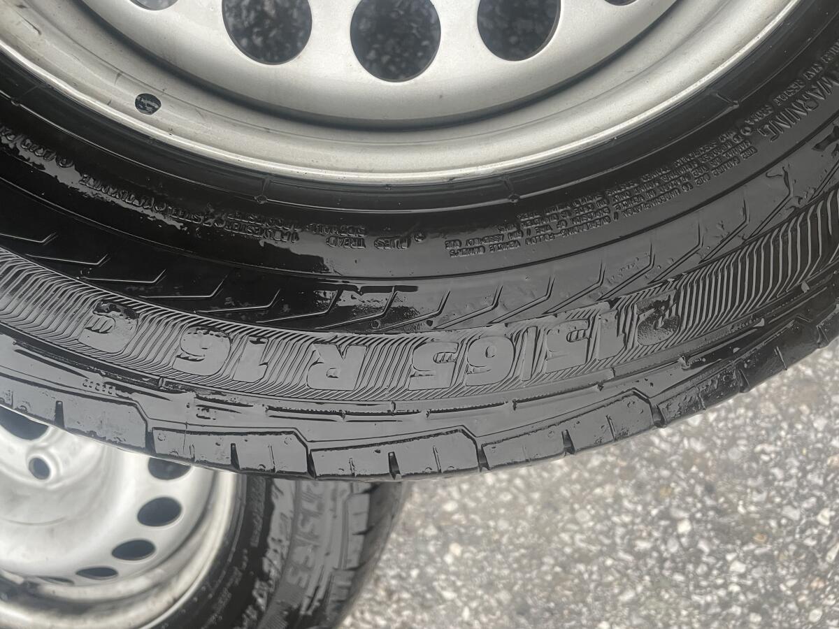 VW 16 Zoll Sommerreifen 2