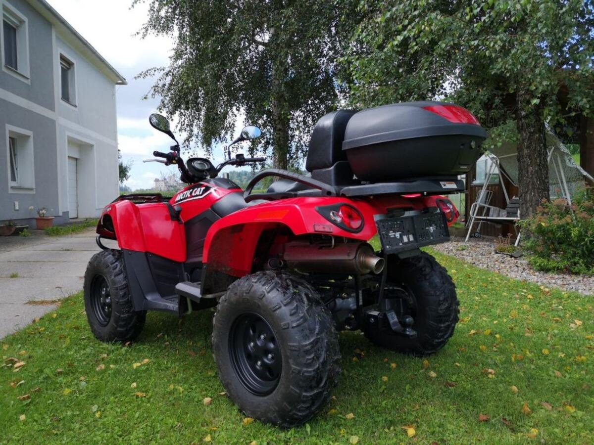 Quad Arctic Cat TRV 700i (XT) 3