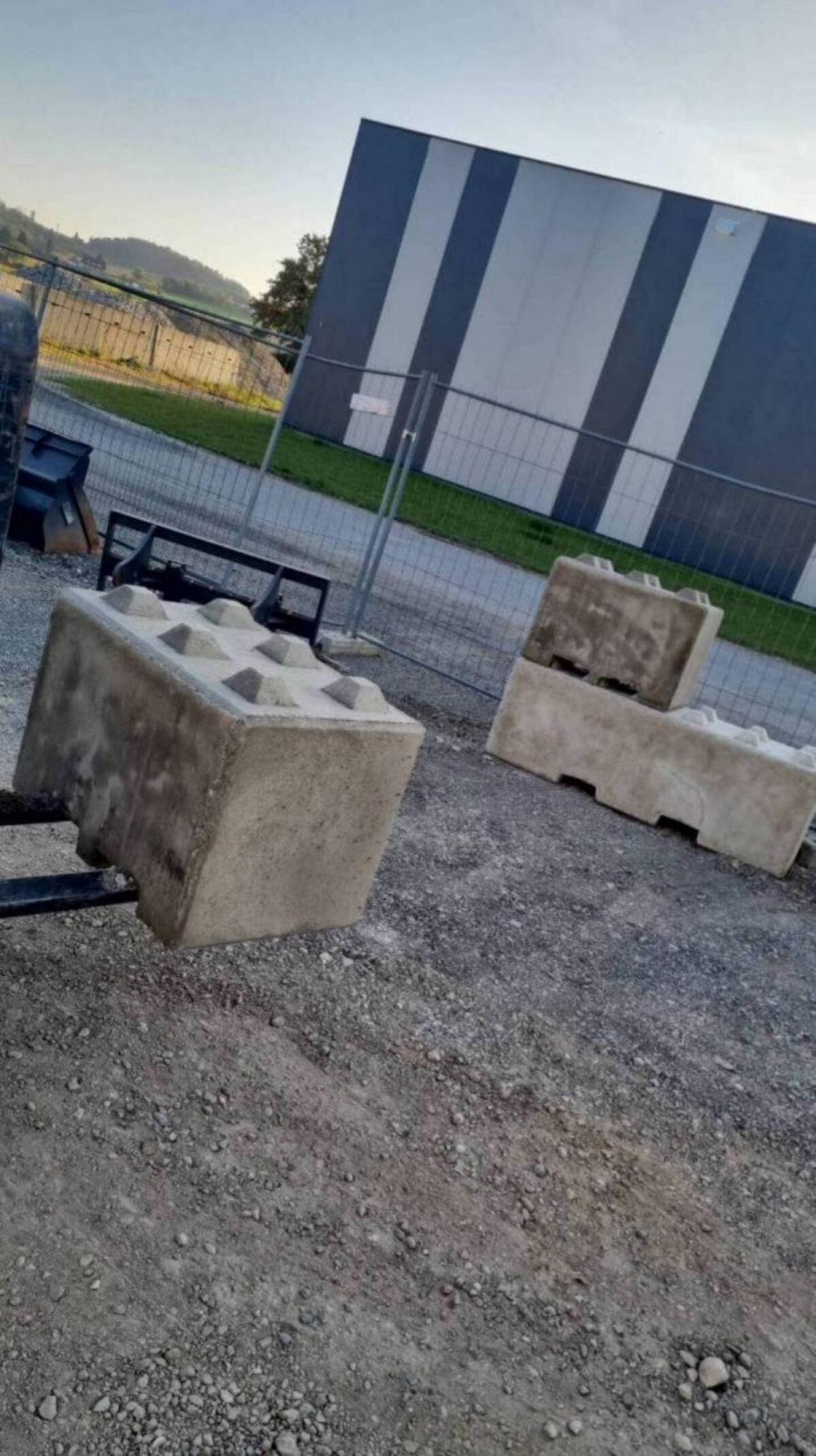 Betonwürfel, Betonblock 3
