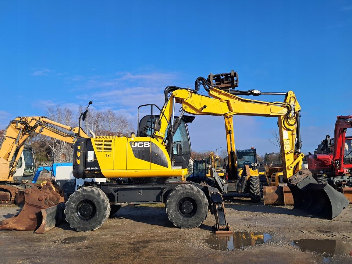 JCB JS145W Mobilbagger 3