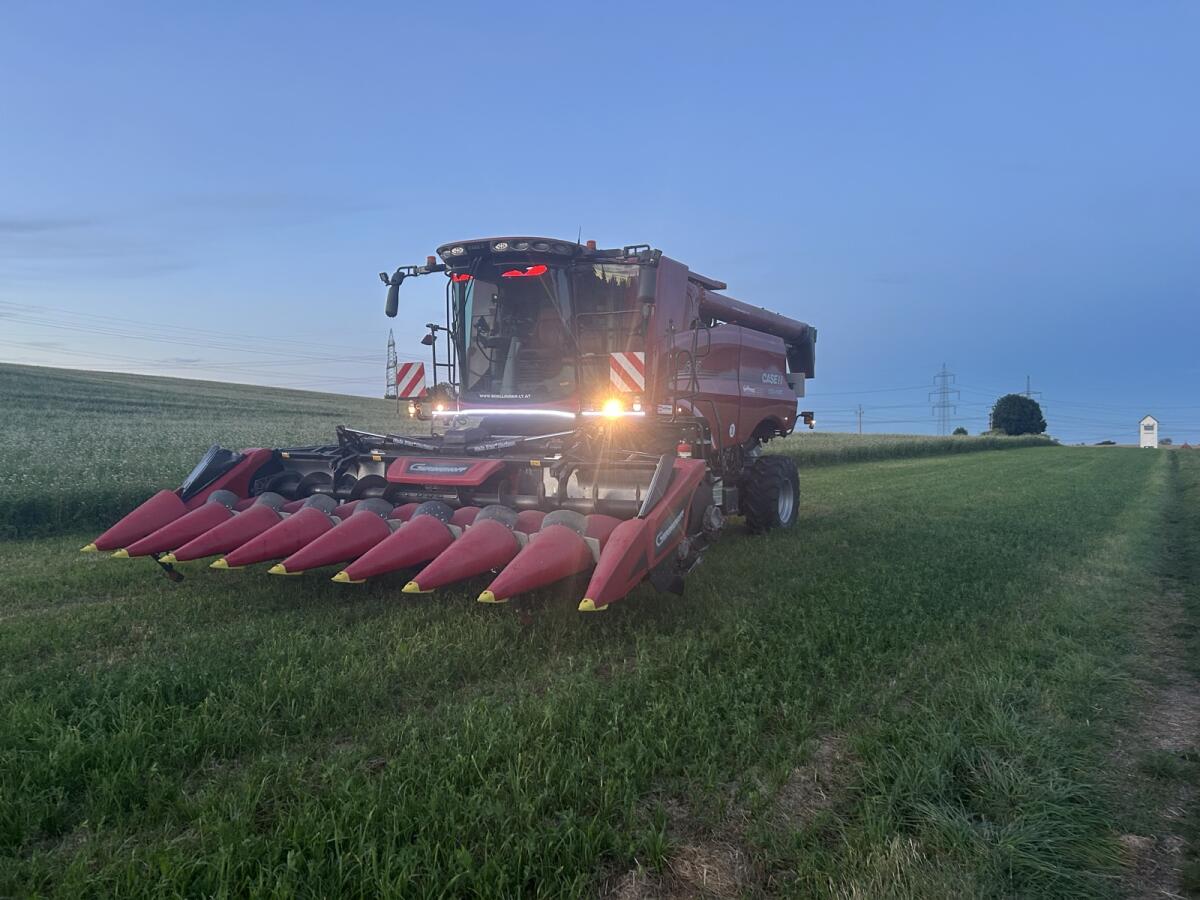 Lohndrusch Case Axial Flow 6150 1
