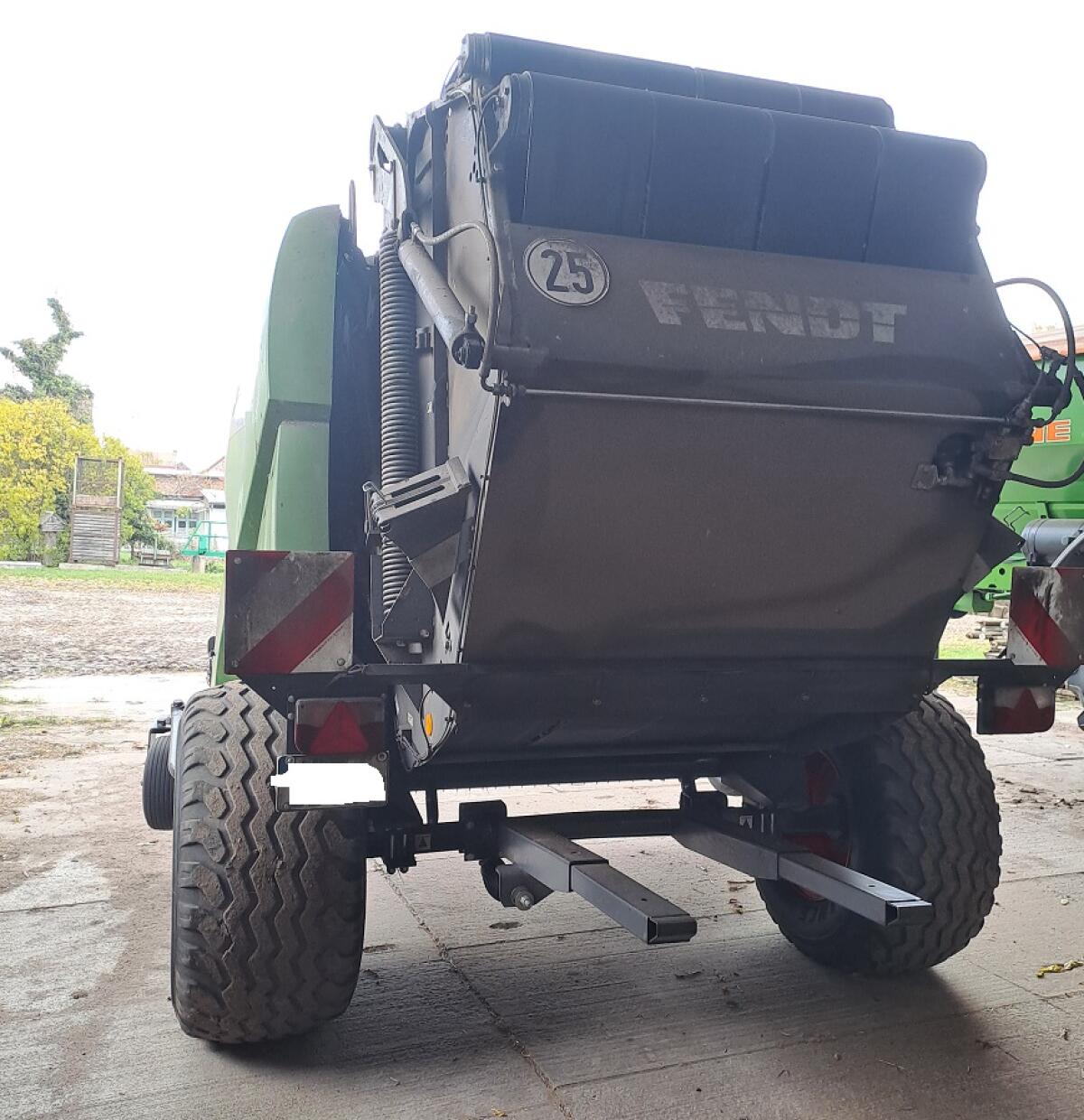 Fendt Rundballenpresse 4160 V 1
