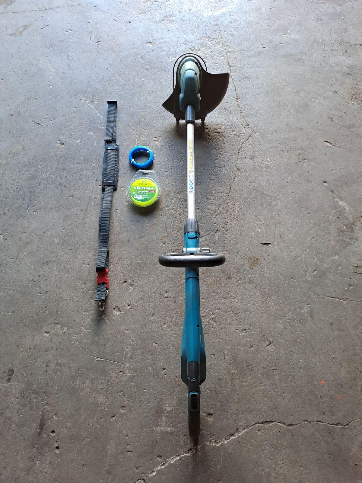 Makita Akkutrimmer DUR181 3