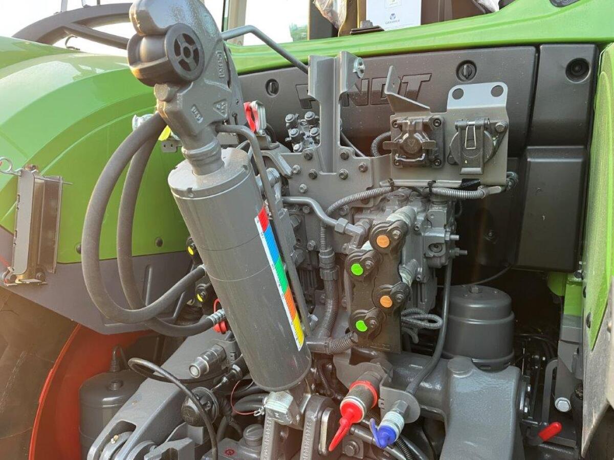 FENDT 616 Vario Setting 2, RTK und Frontlader Cargo 3