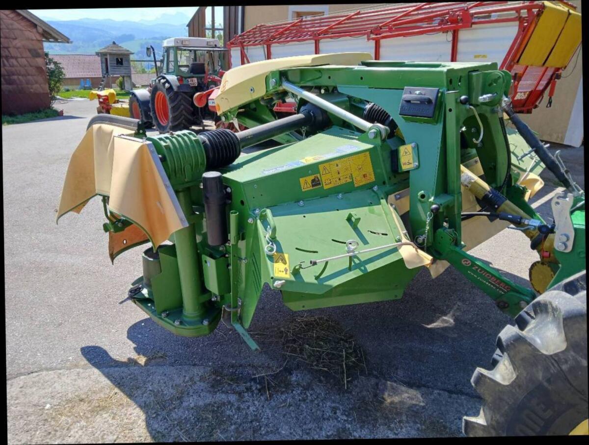 Krone Frontmähwerk EasyCut 320 CV 1