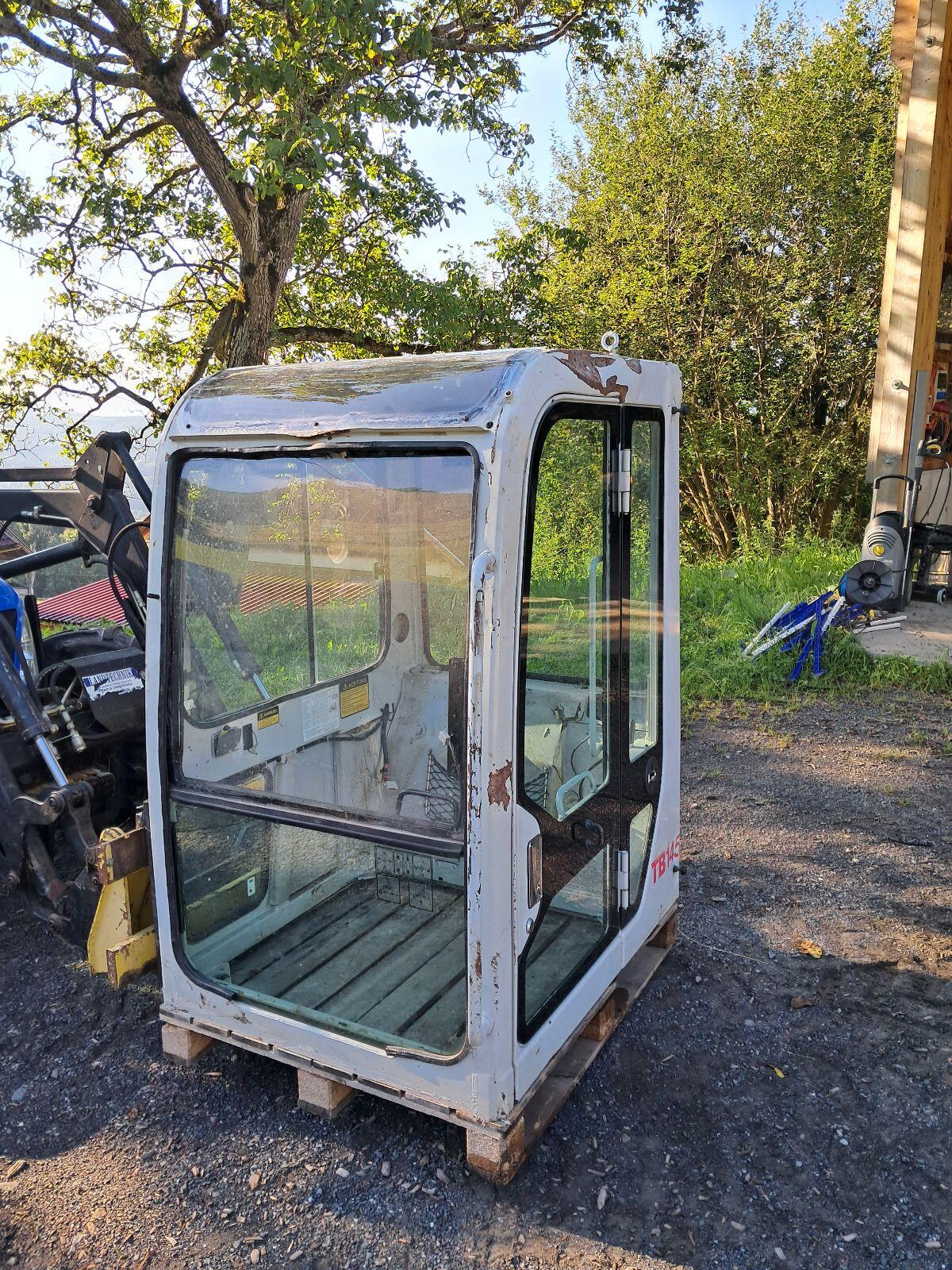 Baggerkabine TB145 1