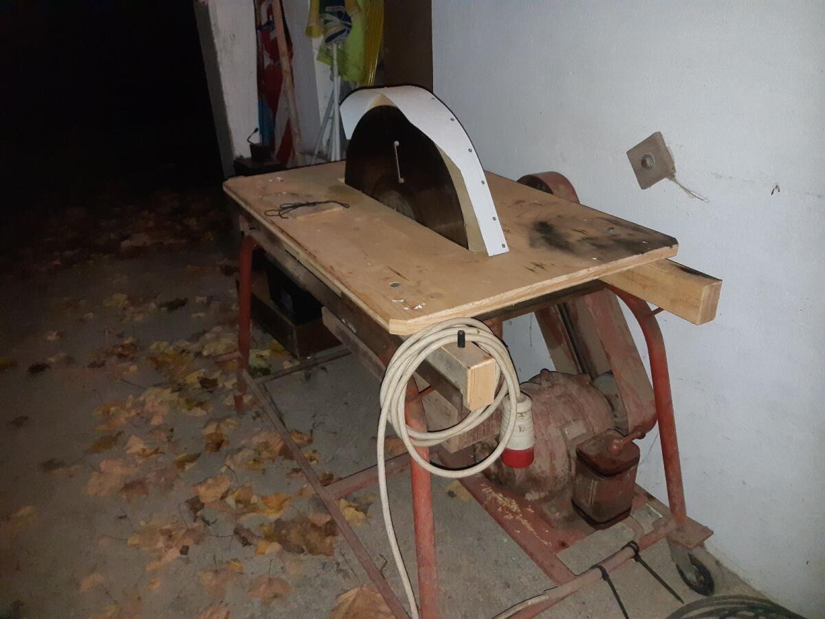 Spitzmaschine 1