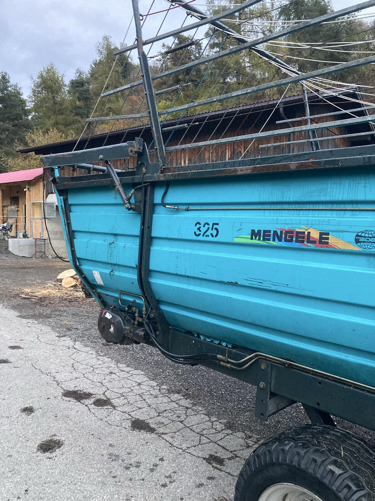 Ladewagen Mengele 325 2