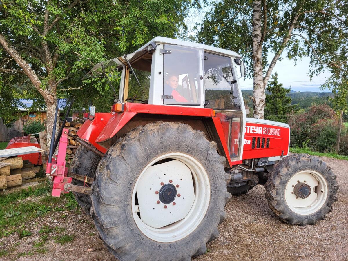 Steyr 8080 2