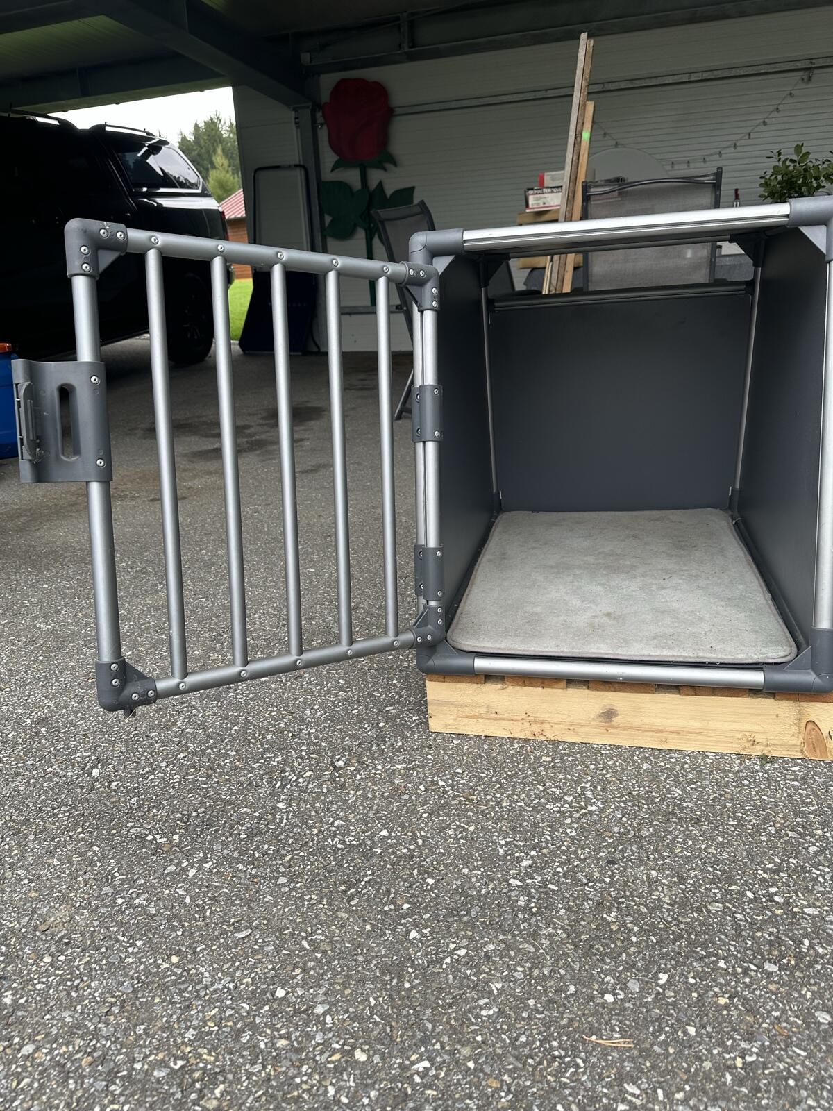 Hunde Autobox 2