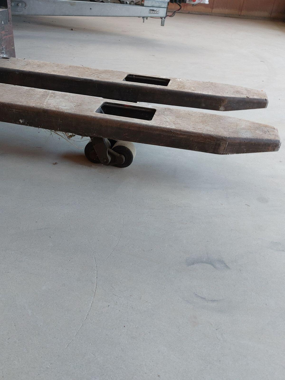 Linde TGI 16, Hochhubwagen, Hubameise 3