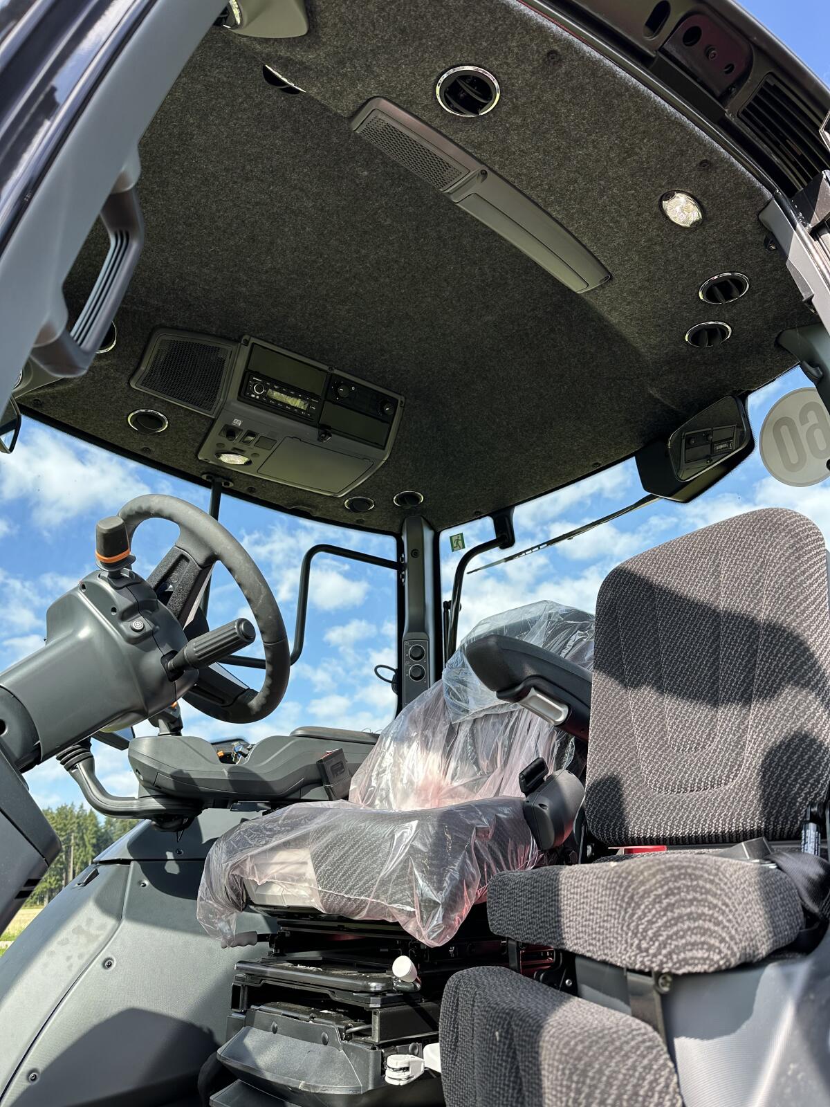 Valtra T175D Neuschlepper 2