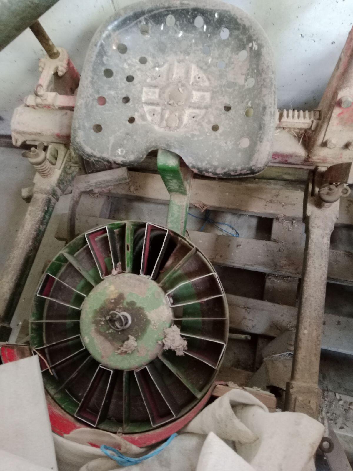 Zwiebelsetzmaschine 2