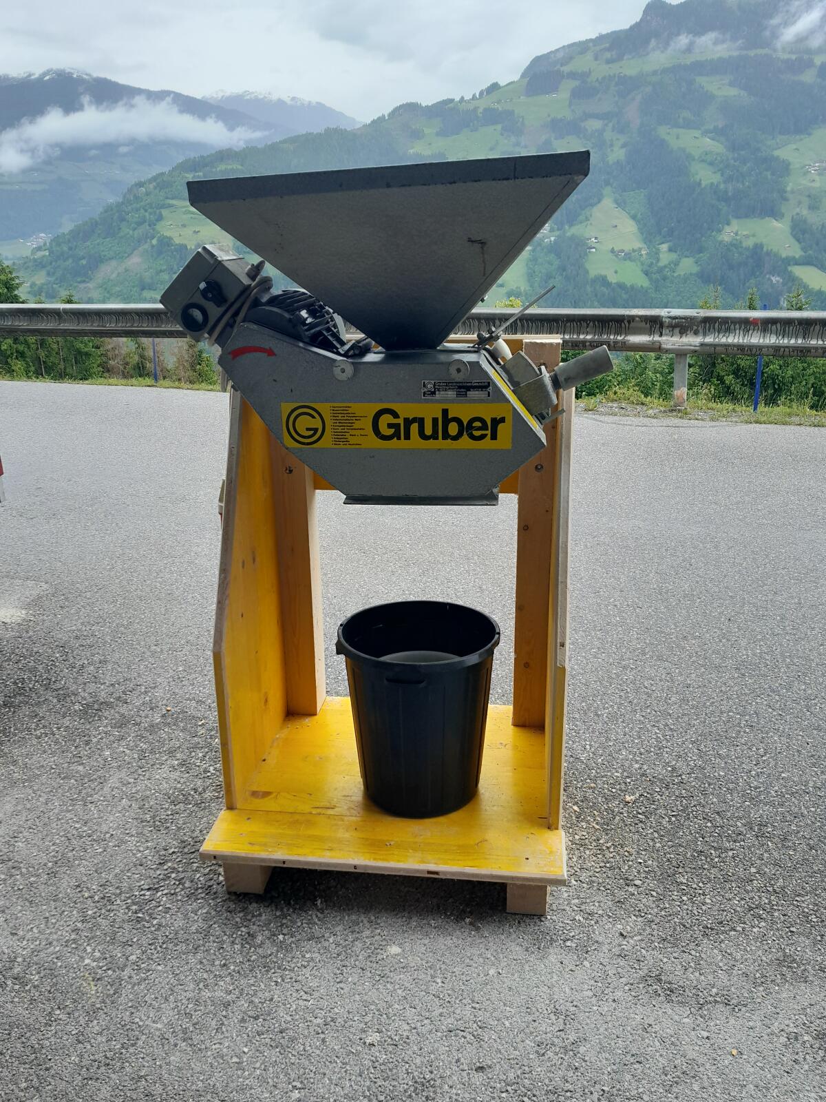 Gruber Getreidequetsche 1