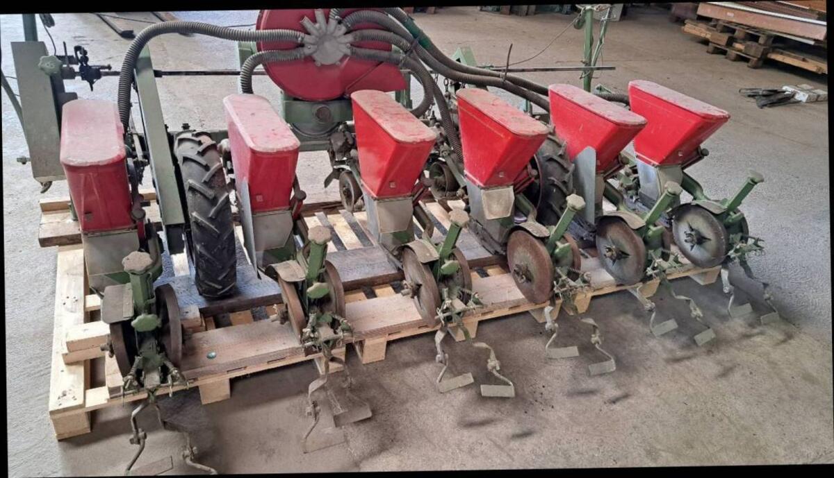 Einzelkornsämaschine Nodet Pneumasem II 3