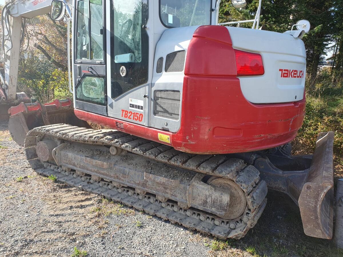Takeuchi 2