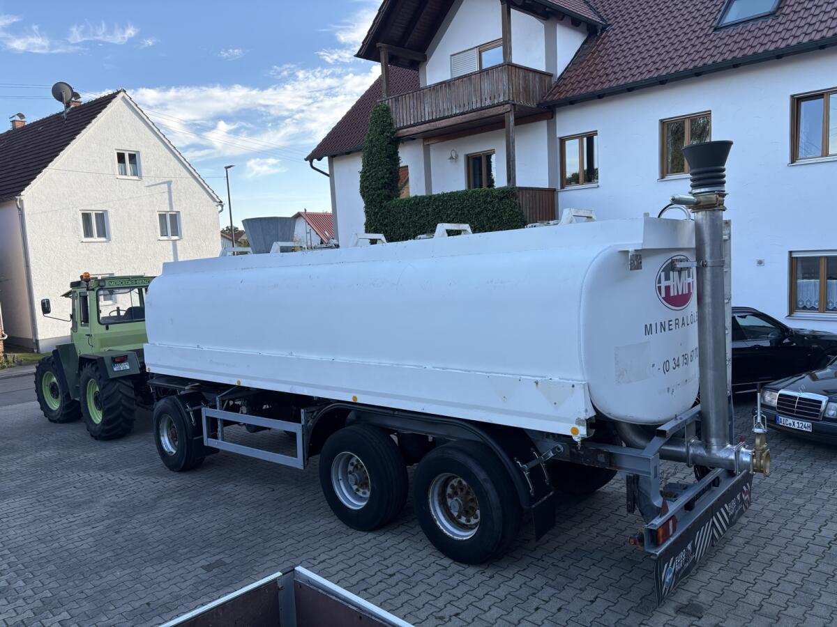 Zubringer Gülle Güllezubringer Güllefass Güllewagen Esterer 3
