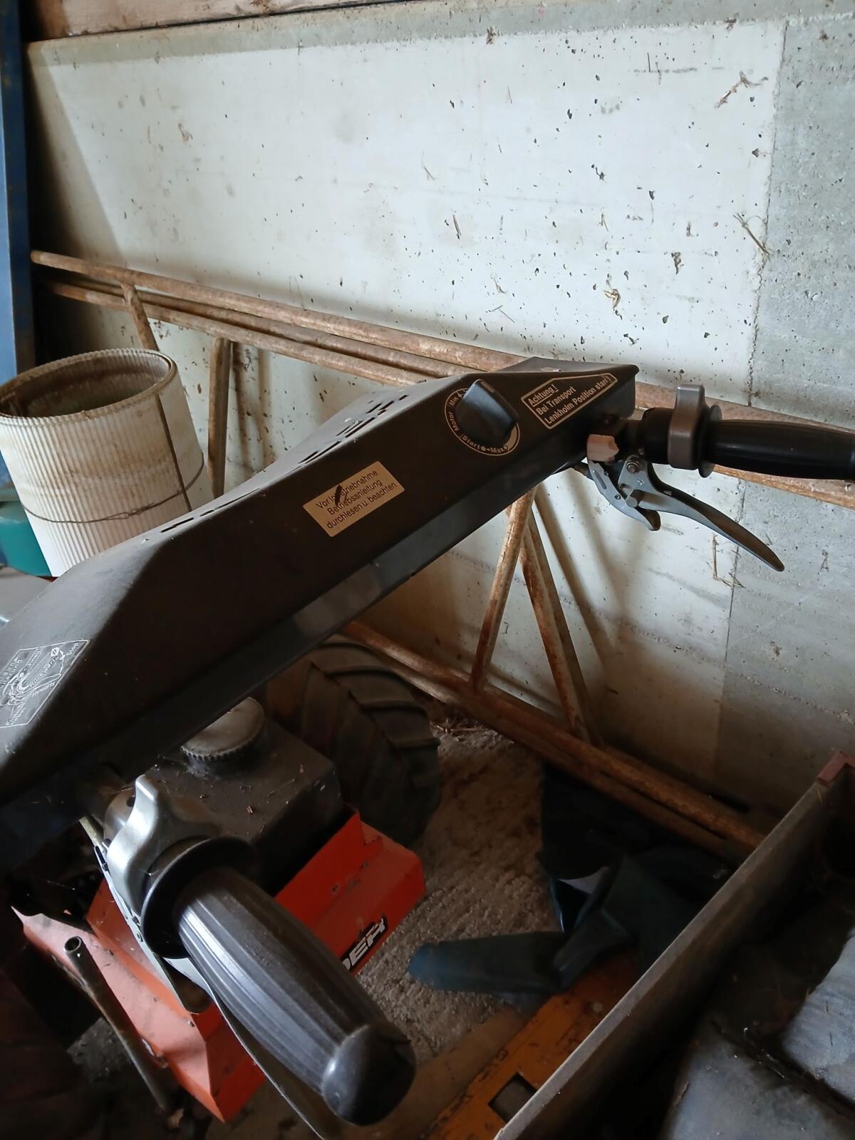 Holder M1000 Motormäher, Hydrostat 3