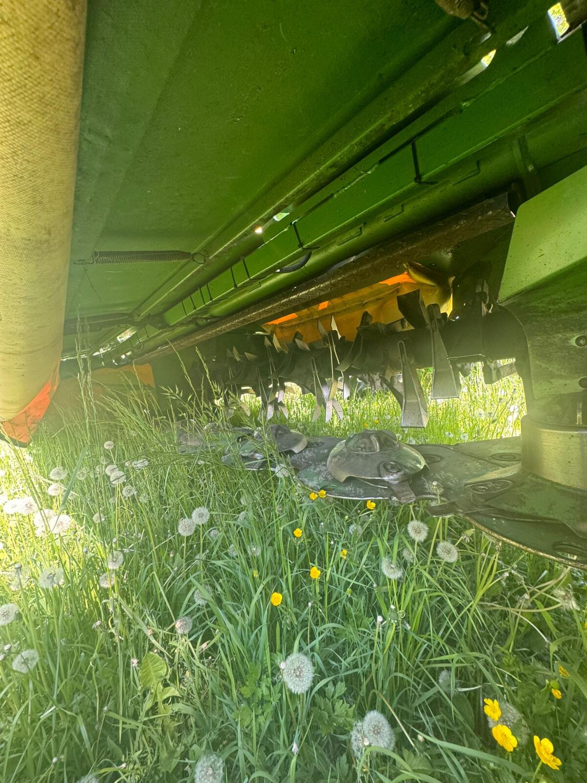 Krone Easy Cut B 1000 CV C und Krone Easy Cut F 400 CV Fold 2