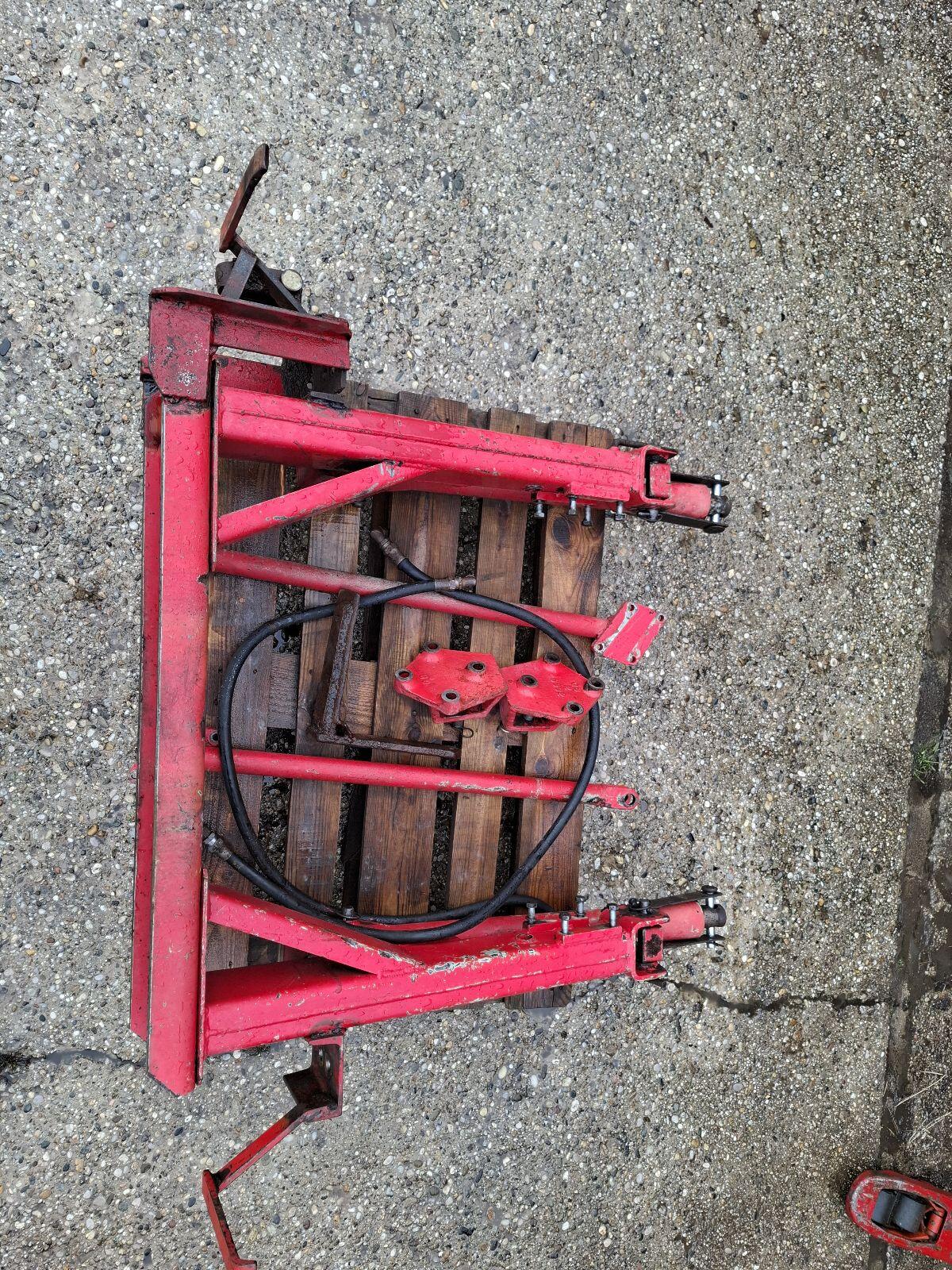 Massey Ferguson Frontlader mit Konsole 3