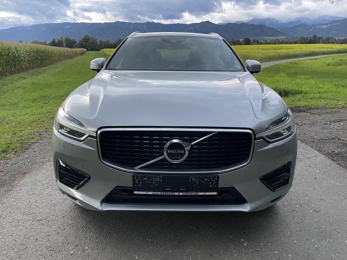 Volvo XC60 T8 Twin Engine PHEV R-Design 4x4 Luftfederung AHK LED 2