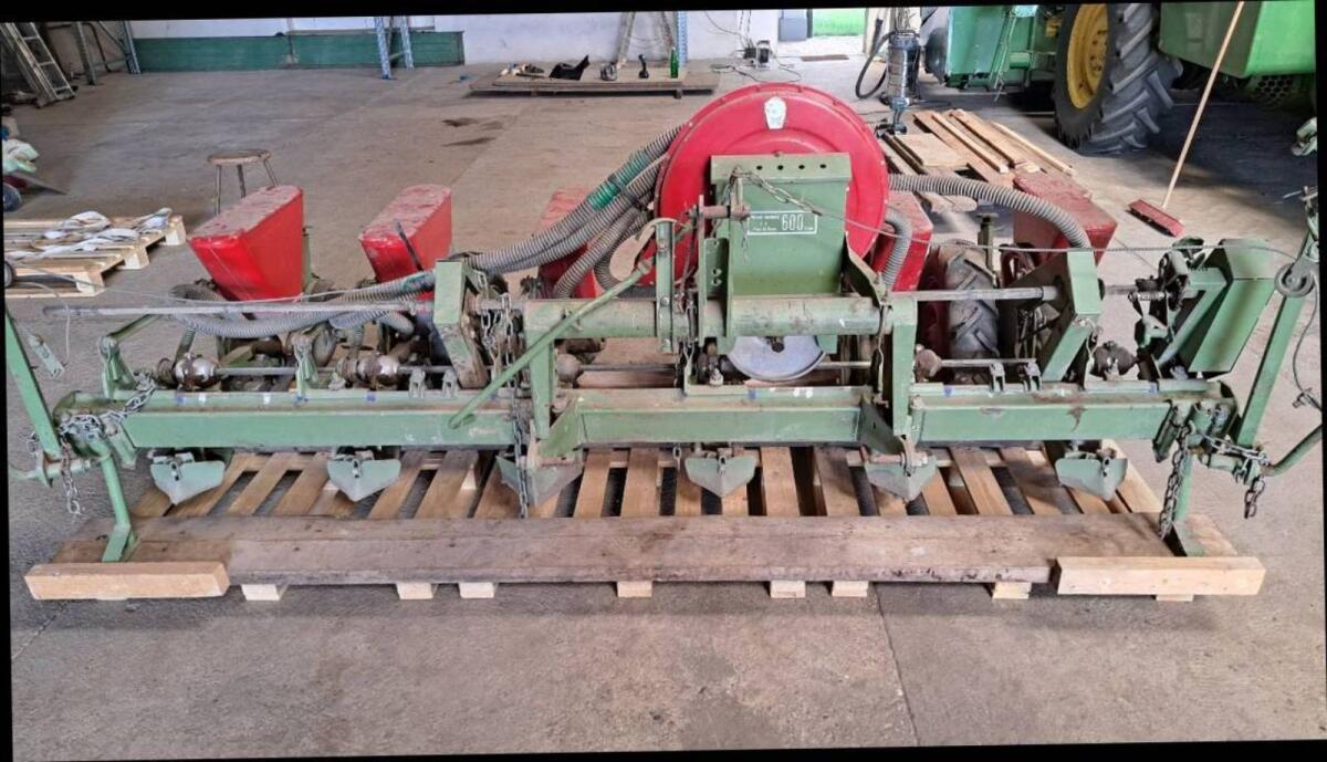 Einzelkornsämaschine Nodet Pneumasem II 1