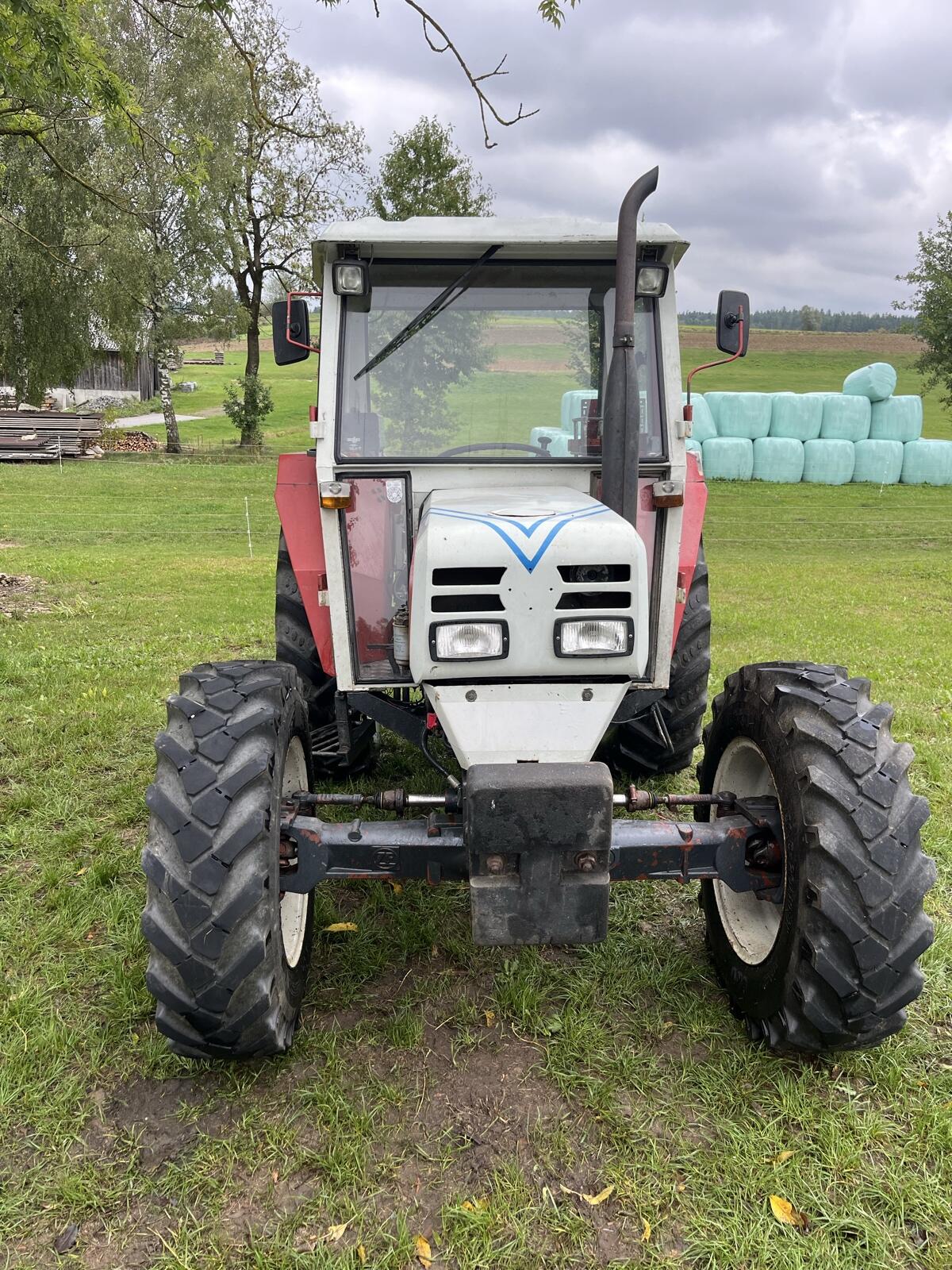 Steyr 8055 Allrad Traktor, viele Neuteile, guter Zustand 3