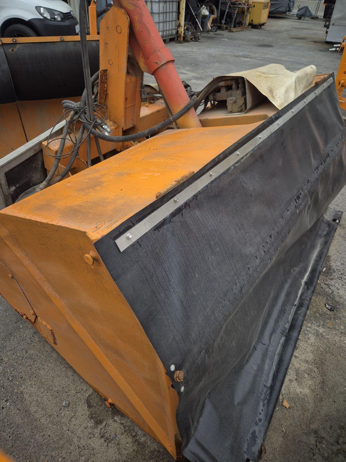 2 Stk. Springer Streuer 1