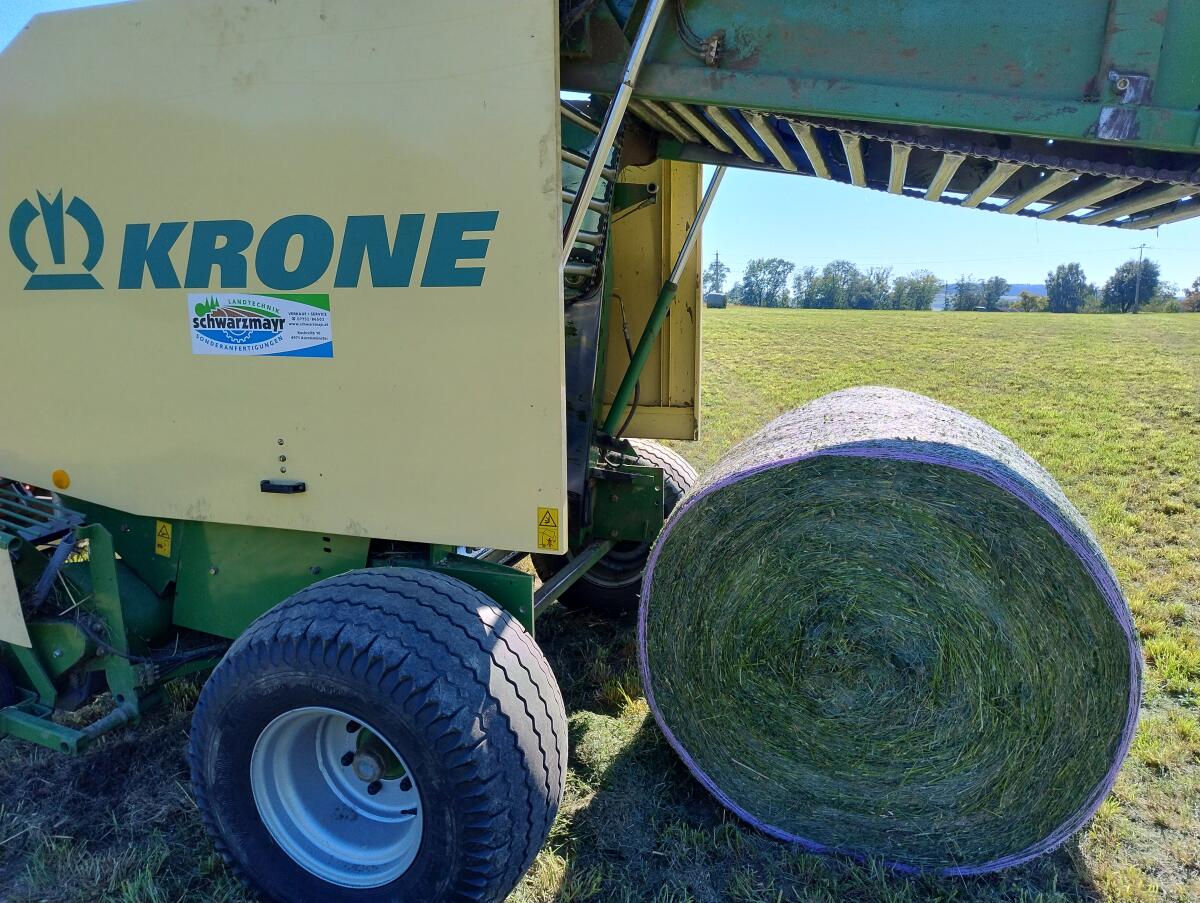 Krone Vario Pack 1500 MC variable Rundballenpresse 2