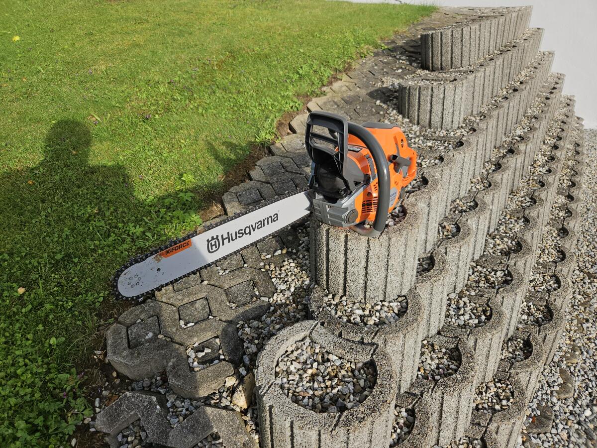 Husqvarna 560 XP® Mark II, Motorsäge 2