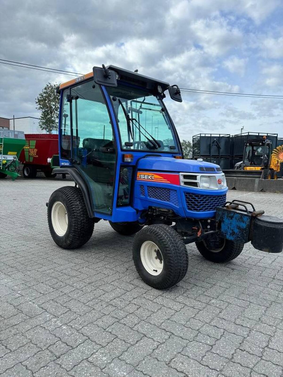 Iseki Kompaktschlepper TM3200 1