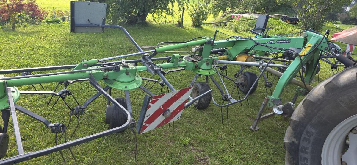 Kreiselheuer Heuwender Zettwender 6 Kreisel Deutz Fahr 2