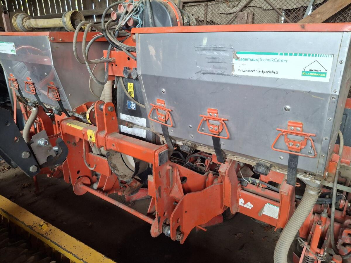 Kuhn Planter, 4-reihig, 3 m Scheibenschar 2