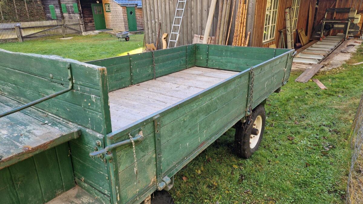 Traktoranhänger Gummiwagen 3
