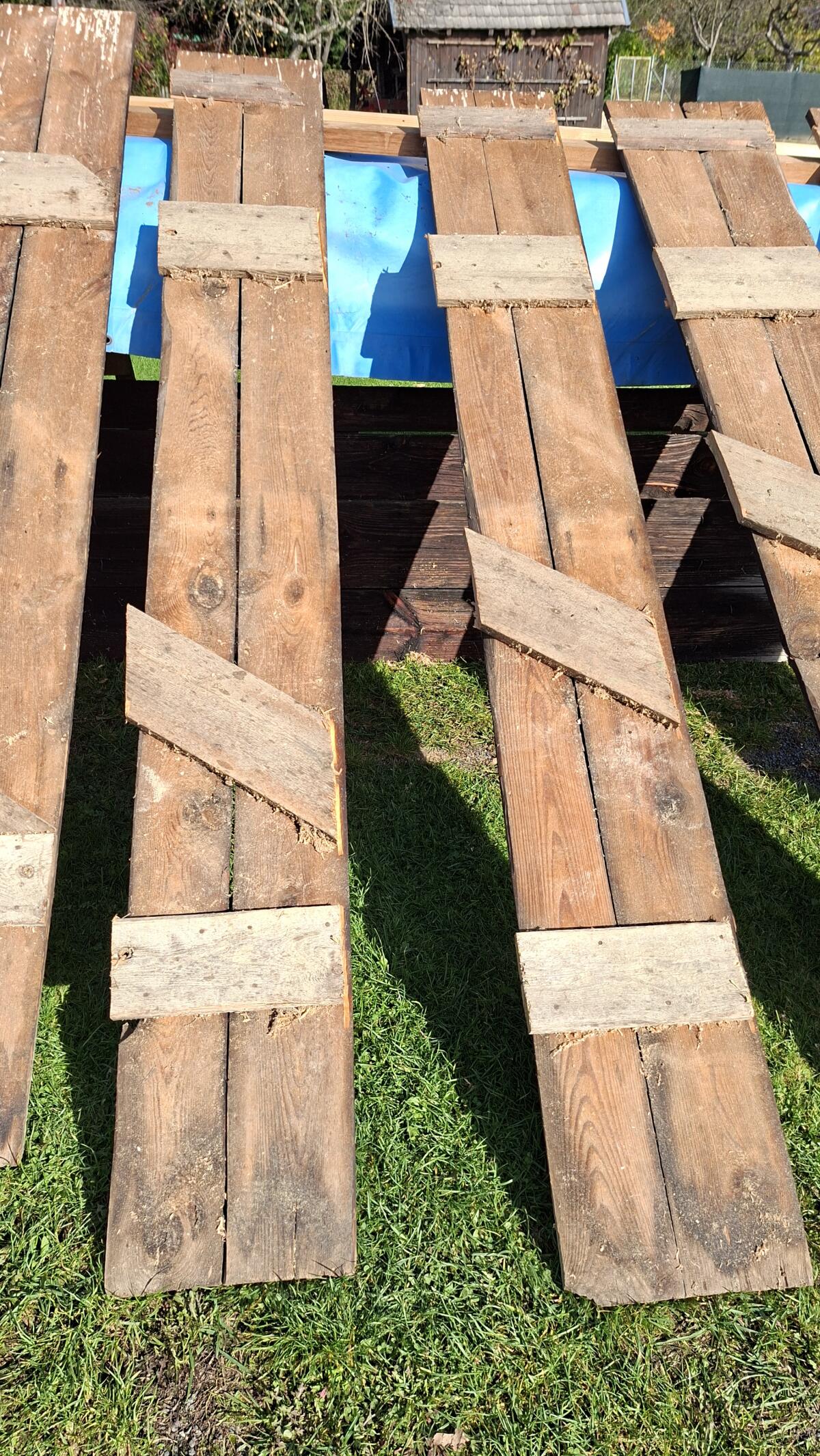 Altholz, Stadlbretter verwittert 3