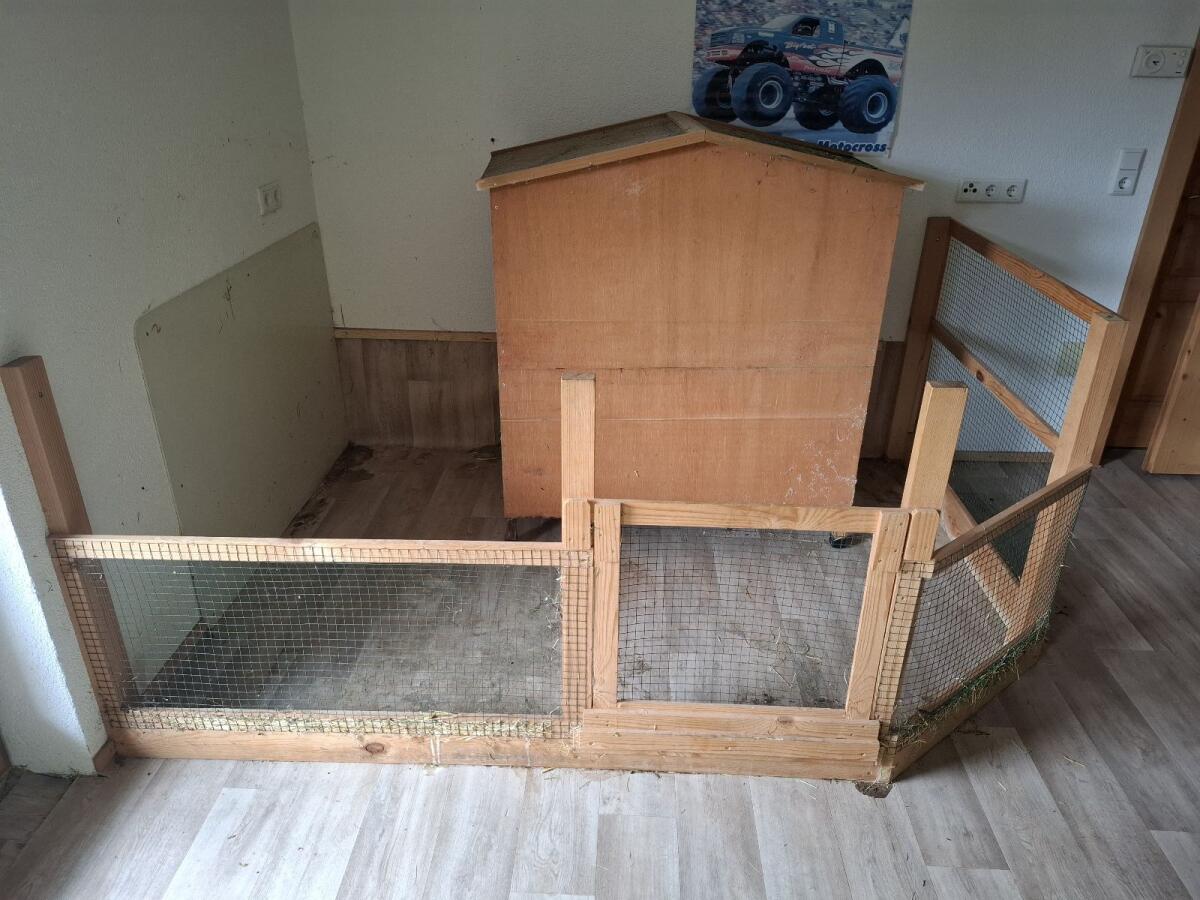 Hasenstall mit Gehege 3