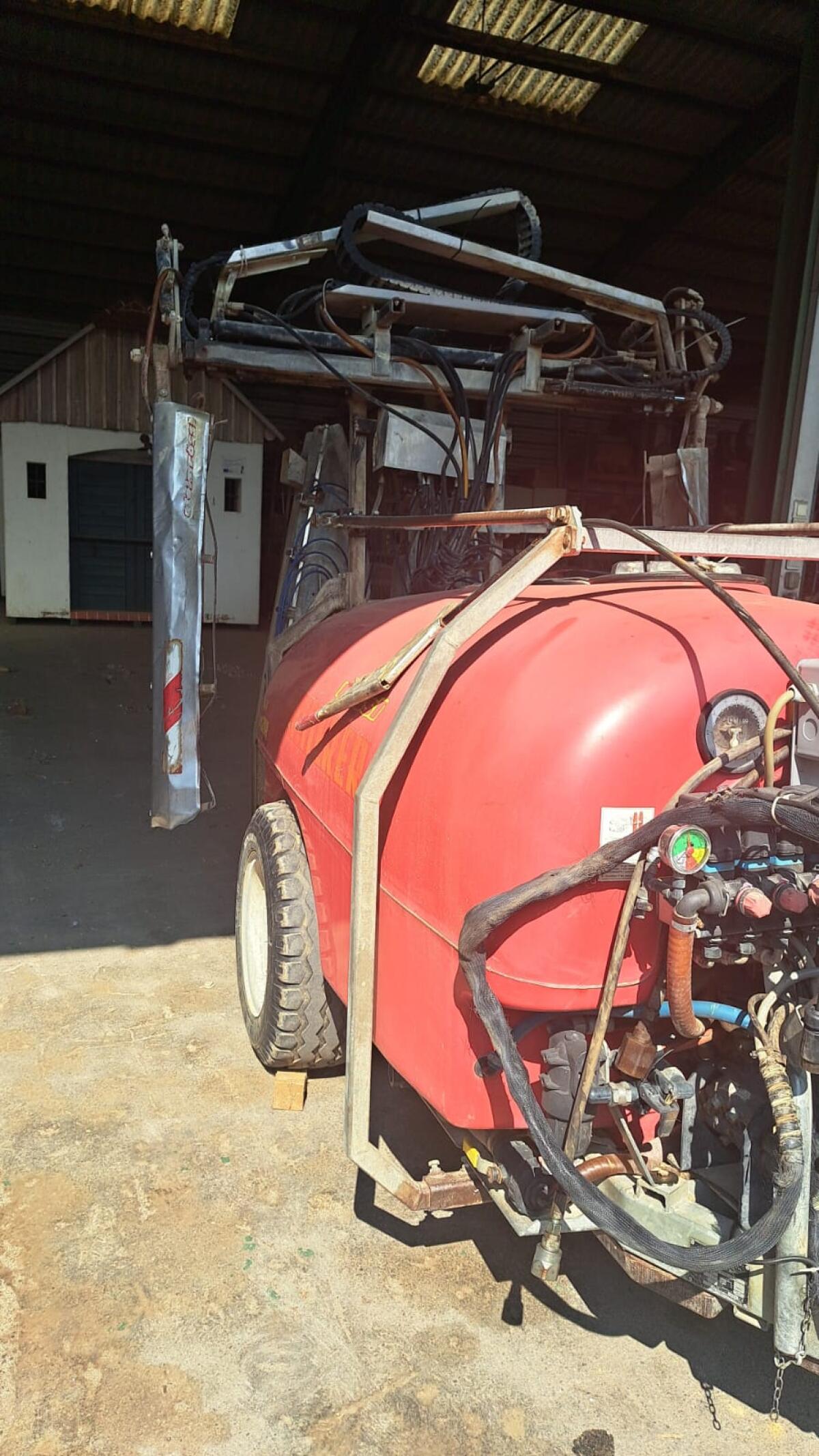 Verkaufe Weingartenspritze Mitterer 1.500 l 2