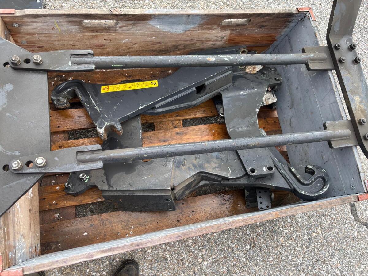 Stoll Frontladerkonsole für Steyr 4075/4085/4095 3