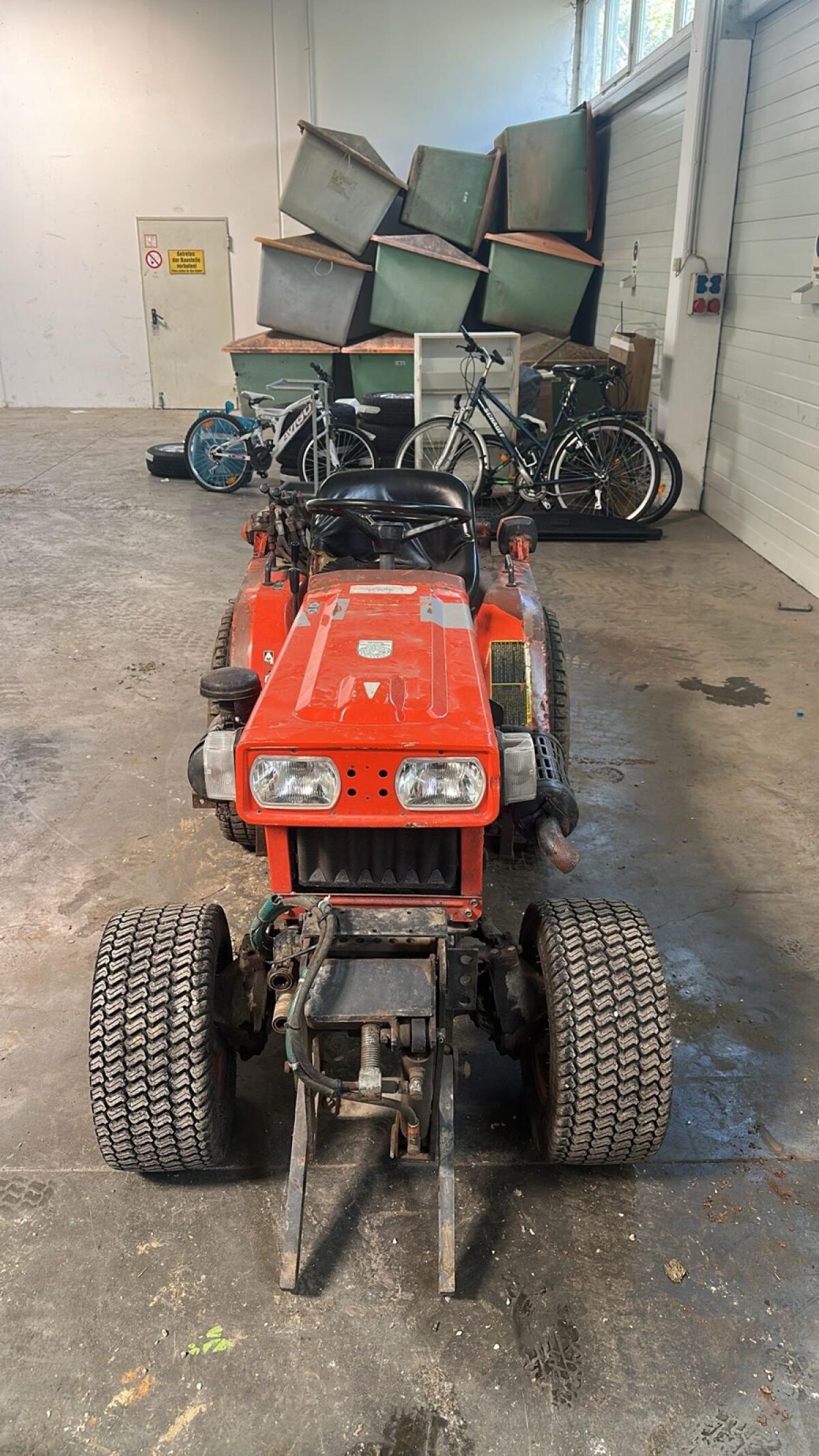 Kubota B4200 3