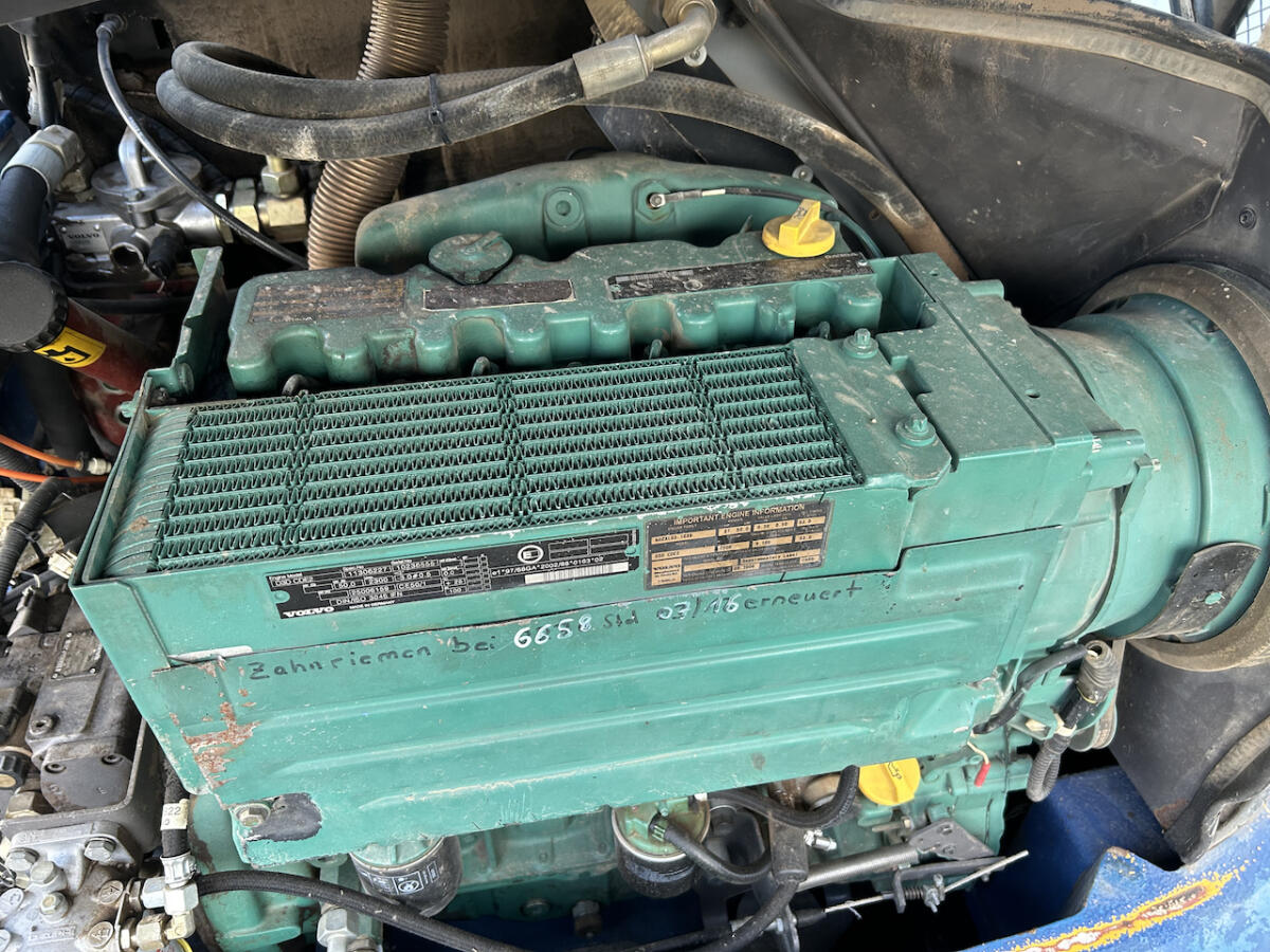 VOLVO L 30B 2