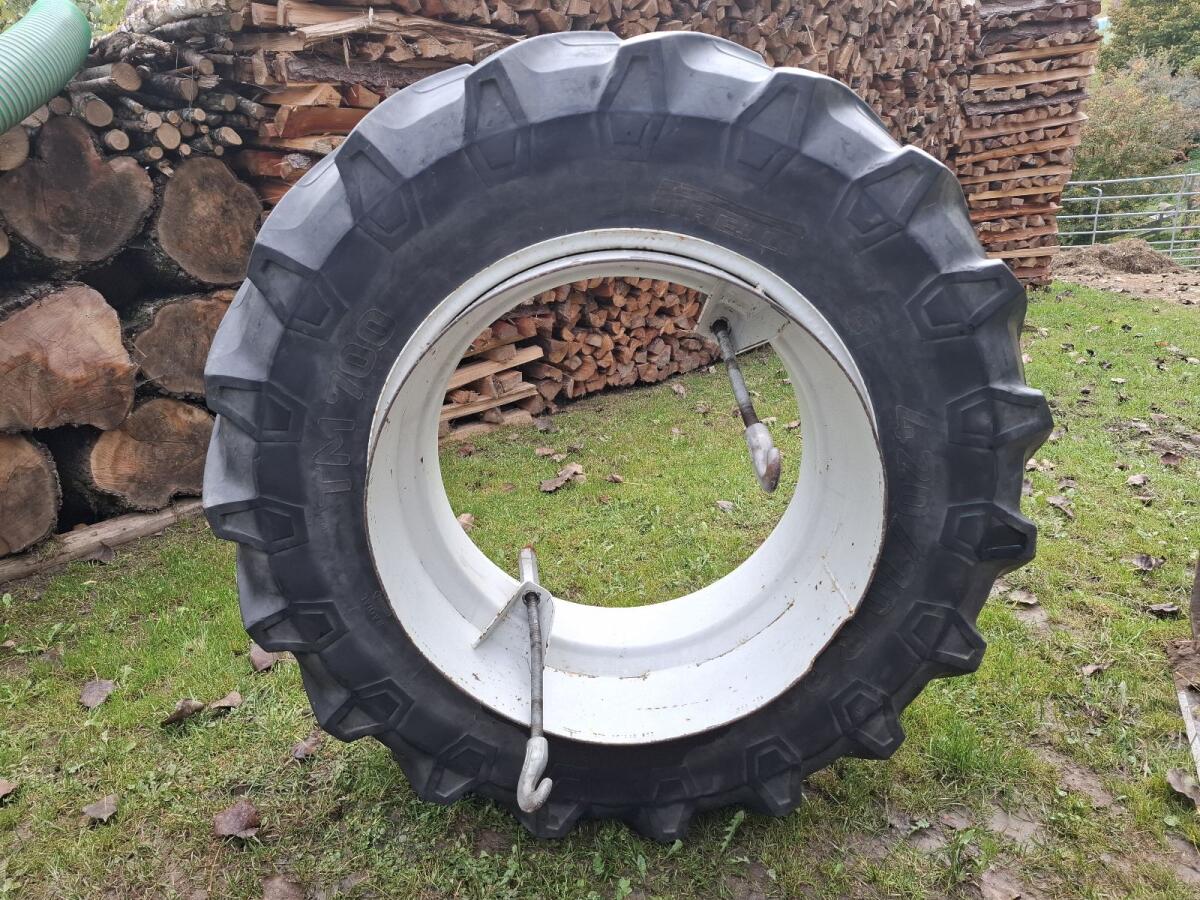 Zwillingsreifen 420/70R30 2