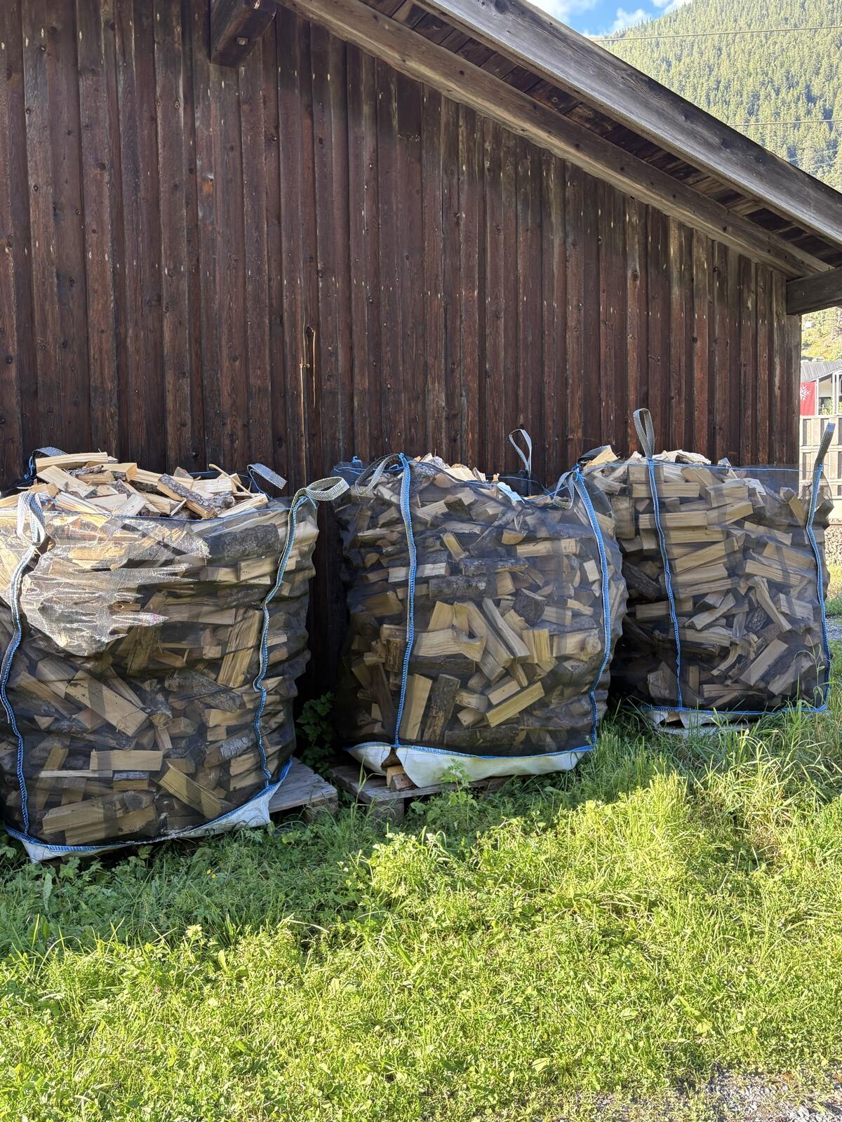 Verkaufe Brennholz 1
