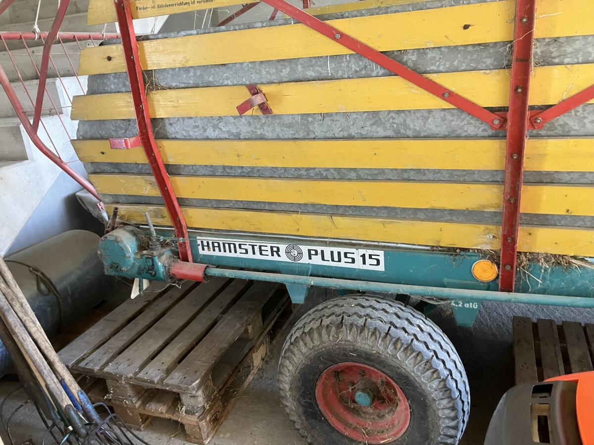 Verkaufe Ladewagen Steyr Hamster Plus 15 1
