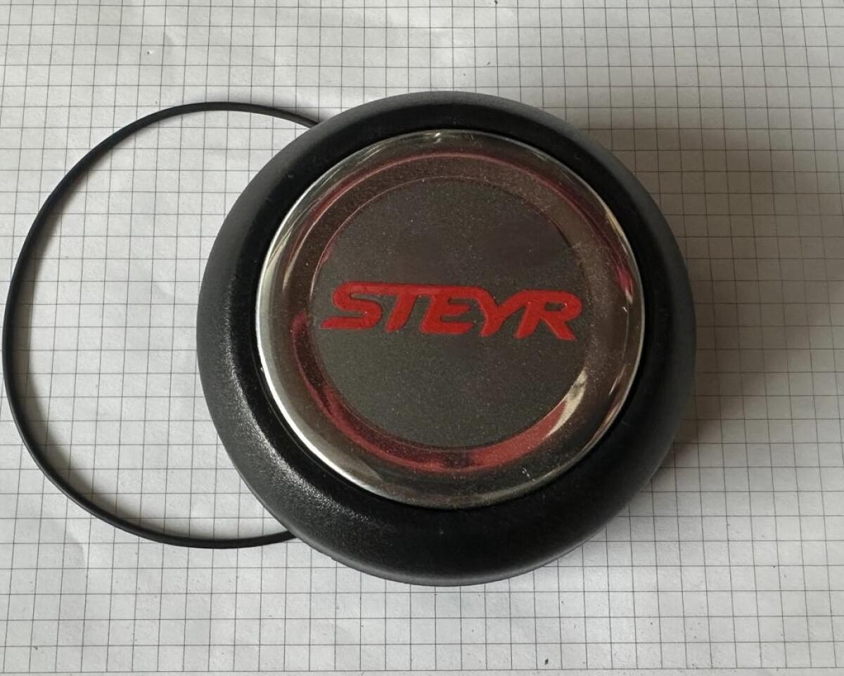 Abdeckung für Steyr Lenkrad 1
