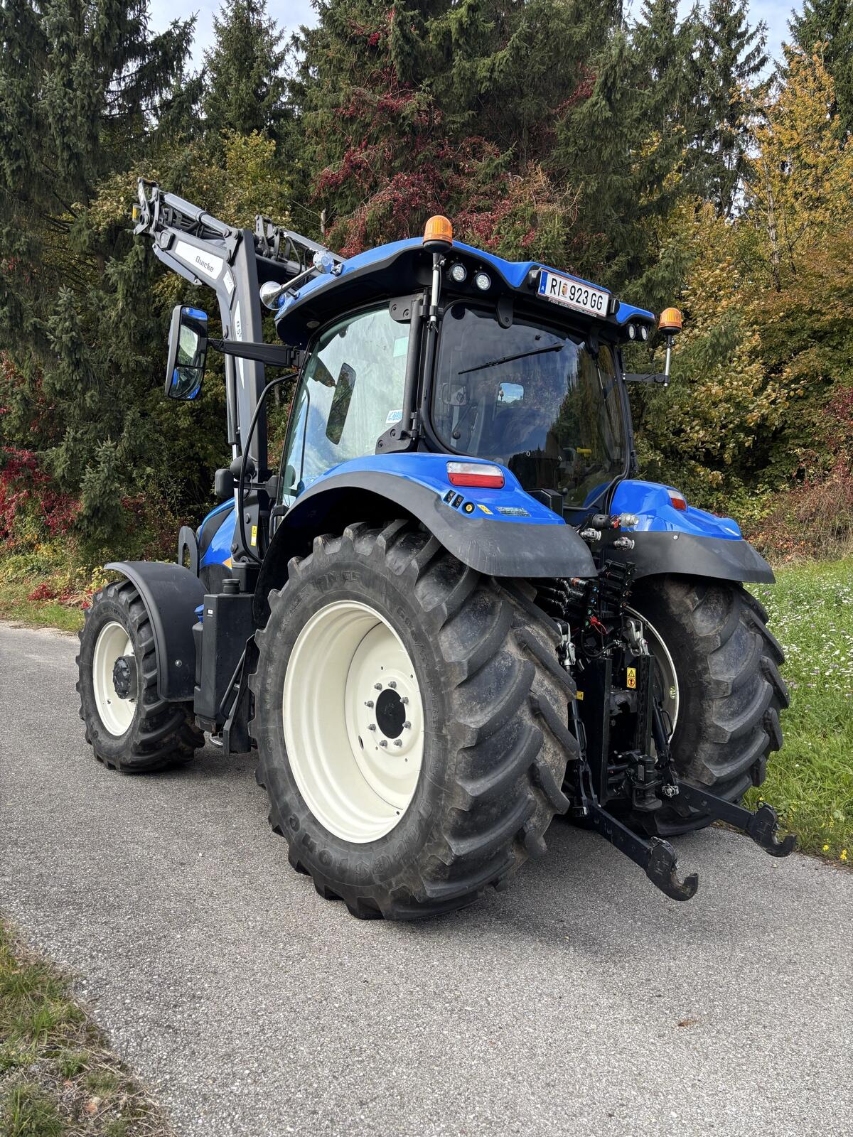 New Holland T6.145 3