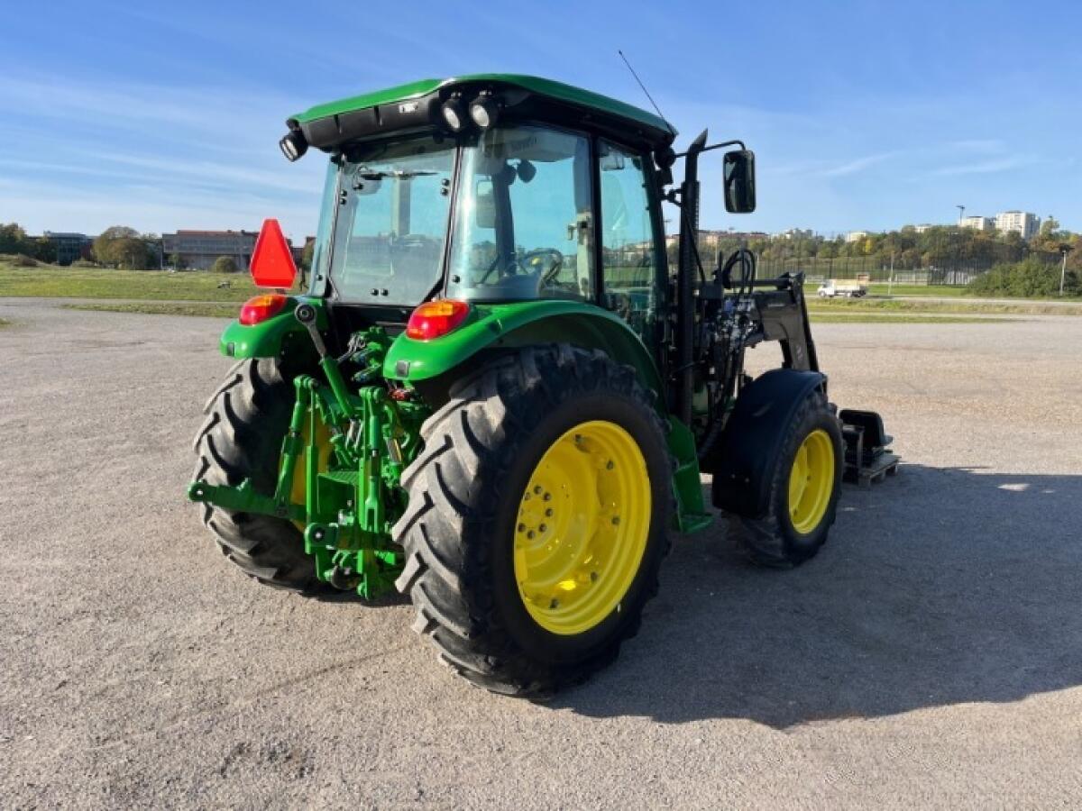 John Deere 5070M Traktor 2