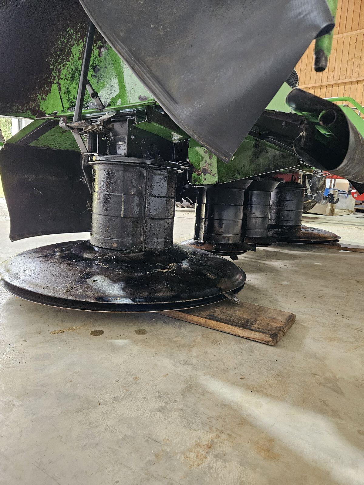 Frontmähwerk Deutz KM 3.25 F 3