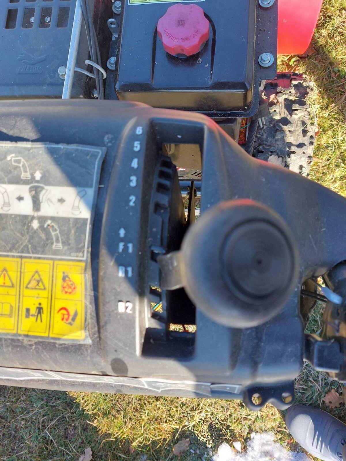 Schneefräse MTD 82-20 3