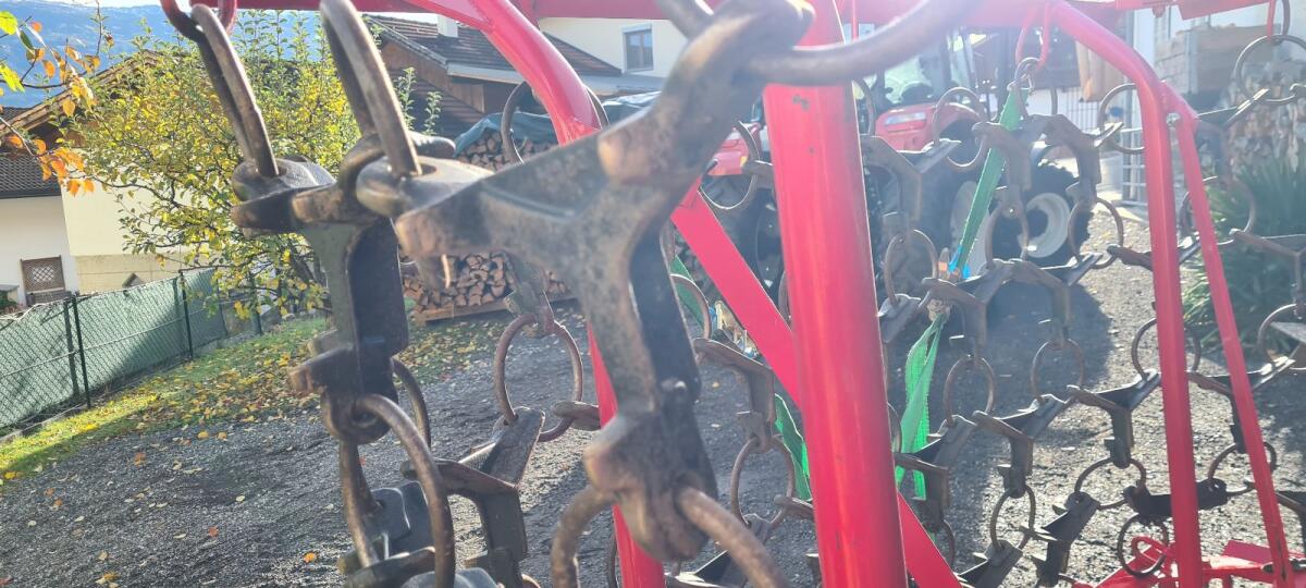 Wiesenegge 4 m hydraulisch 3