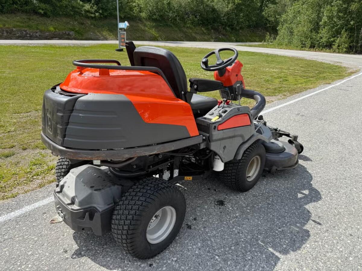 Husqvarna P524 AWD 1
